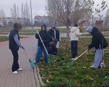 Высадка саженцев в городском парке «Солнечный»