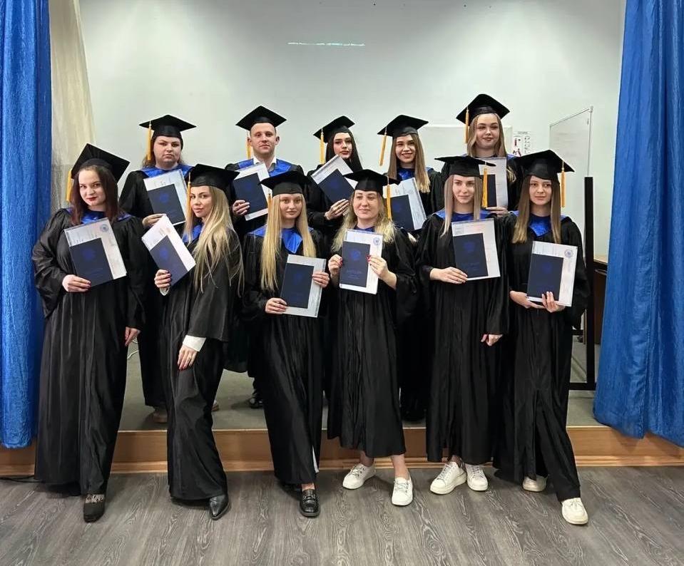 Вручение дипломов выпускникам заочной формы обучения