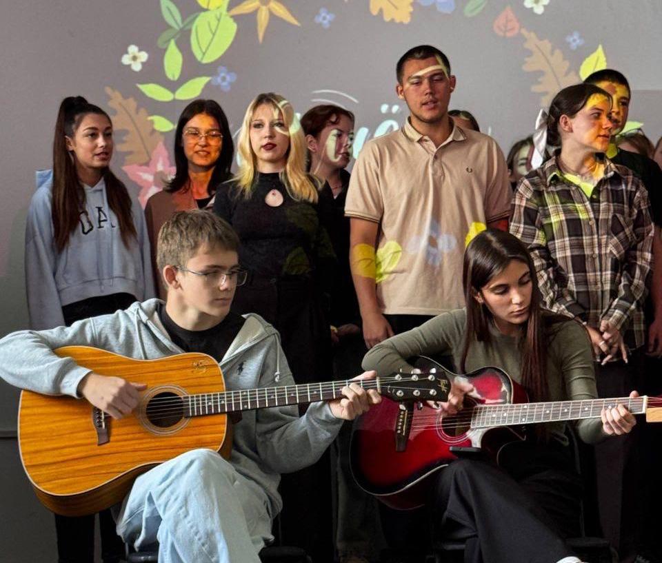 Праздничное мероприятие ко дню учителя